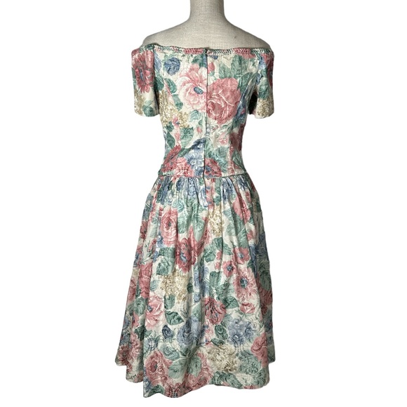 Vintage Union Made Pastel Floral Midi Pleated Princess Dress - Picture 3 of 13